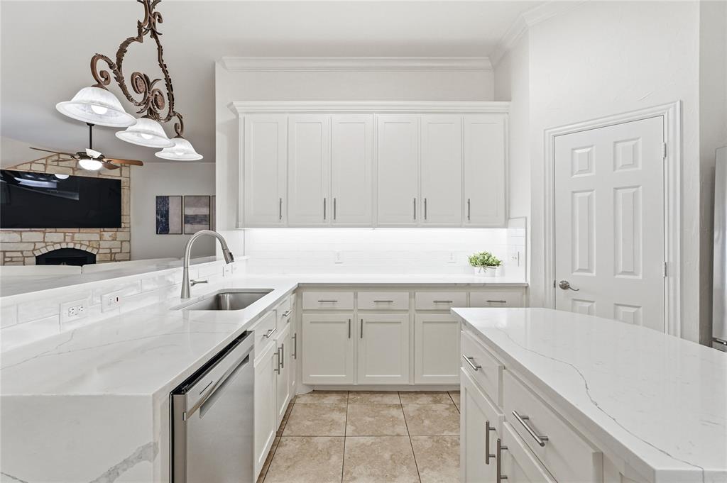 Fieldstone Place - Residential