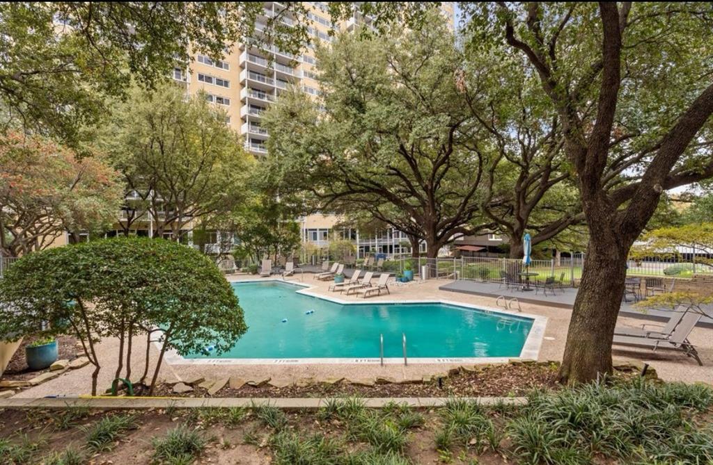 Twenty-One Turtle Creek Condos - Residential Lease