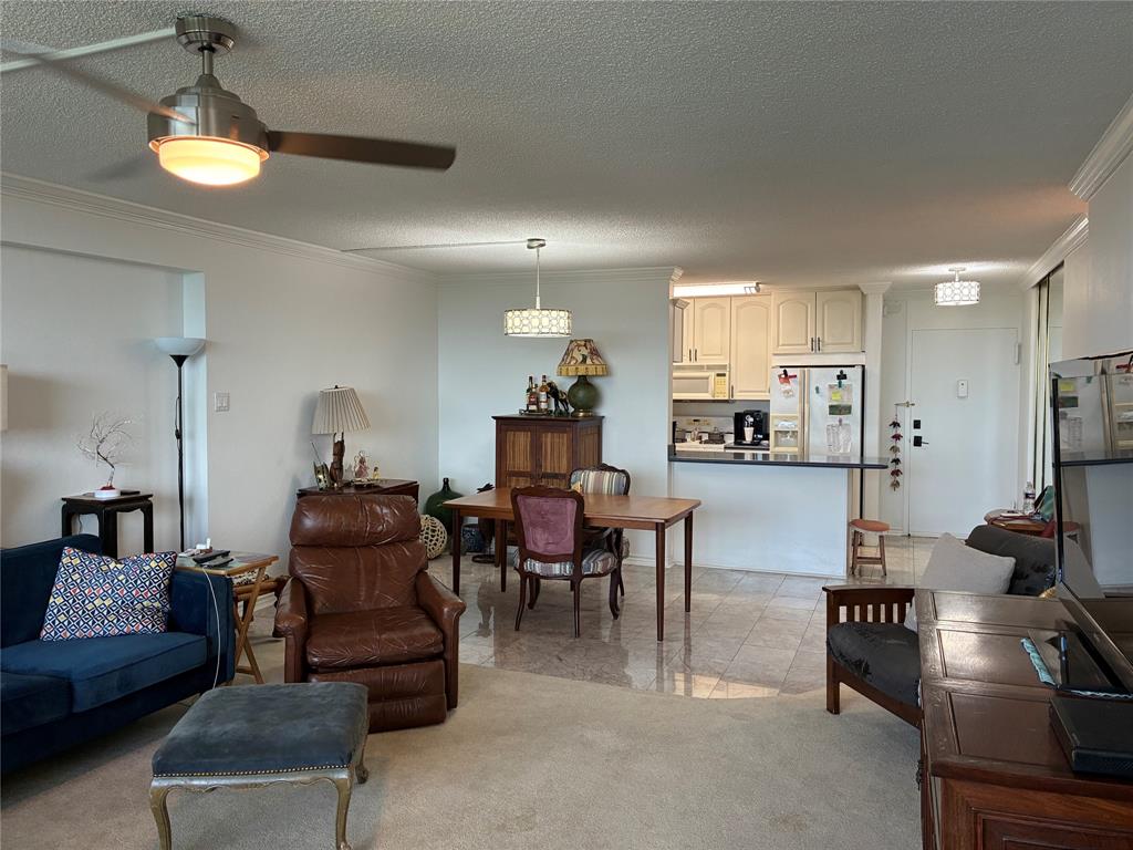 Twenty-One Turtle Creek Condos - Residential Lease