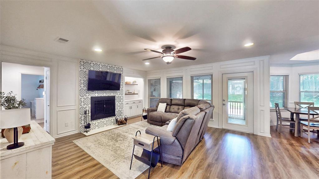 2910 Brookshire Drive