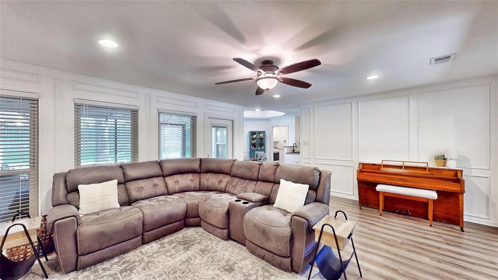 2910 Brookshire Drive