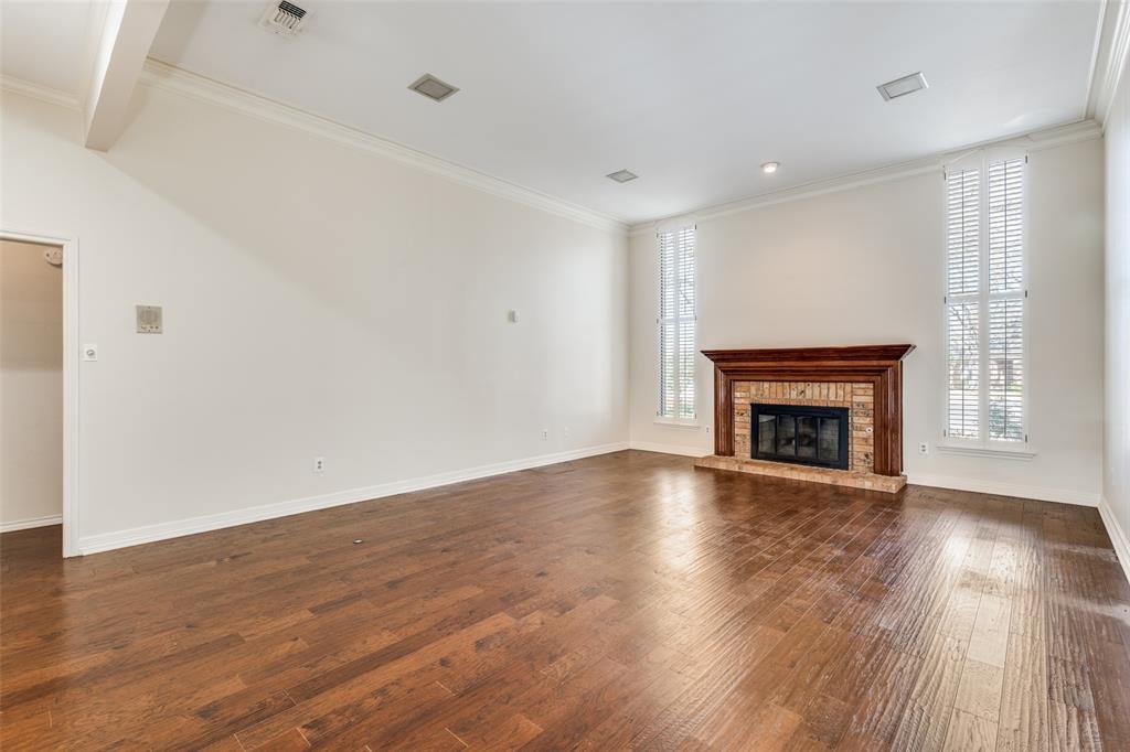 2403 Bluffview Court