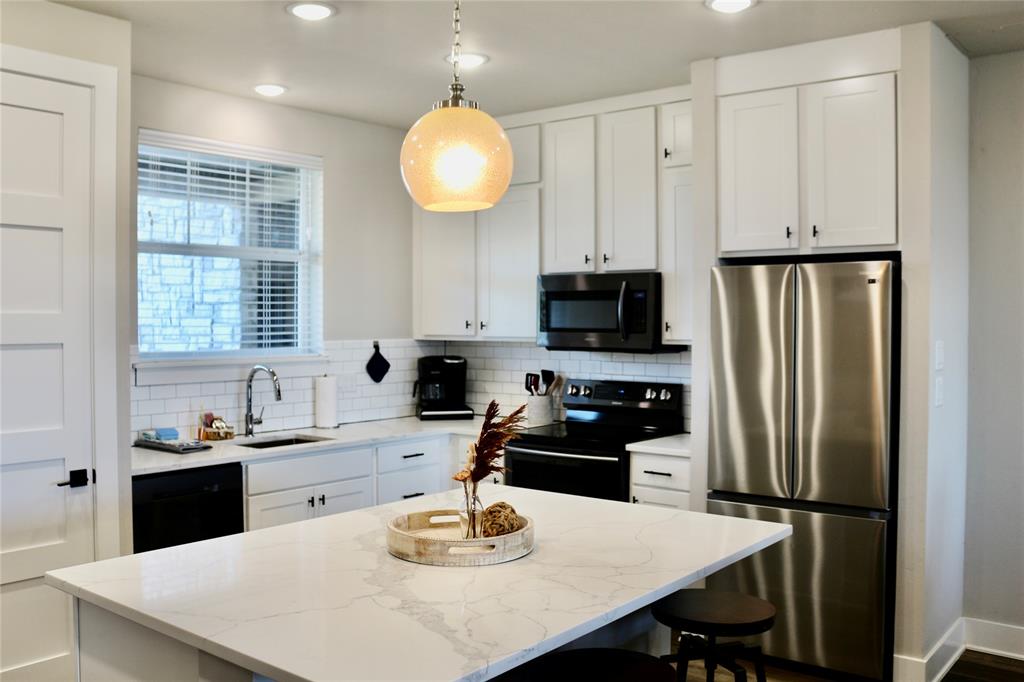 3412 Scenic Point Road 104
