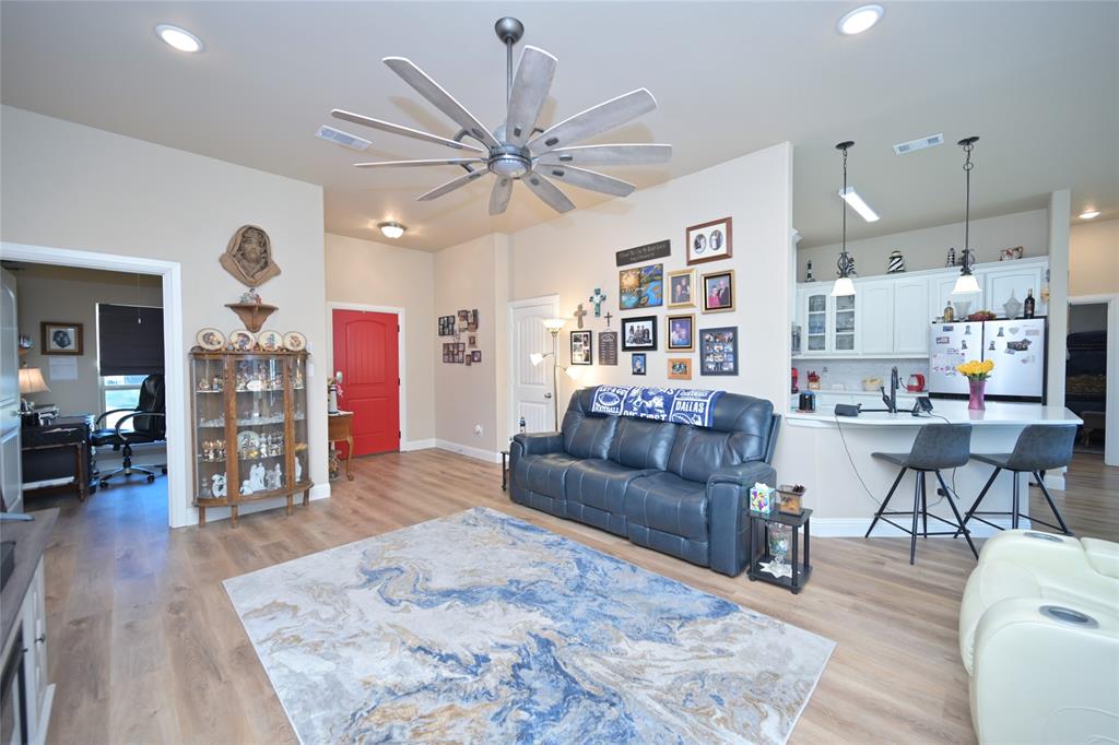 Runaway Bay - Residential