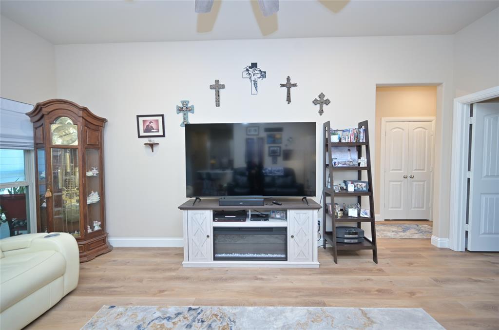 Runaway Bay - Residential