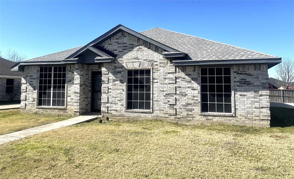 listing image 0