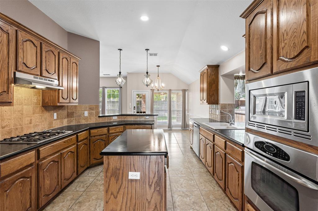 Midlothian, Texas 76065, United States, 4 Bedrooms Bedrooms, ,3 BathroomsBathrooms,Residential,Active,168167