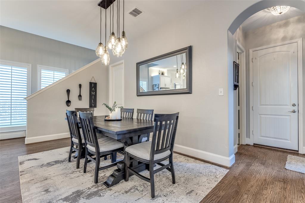 2758 Sharlis Drive