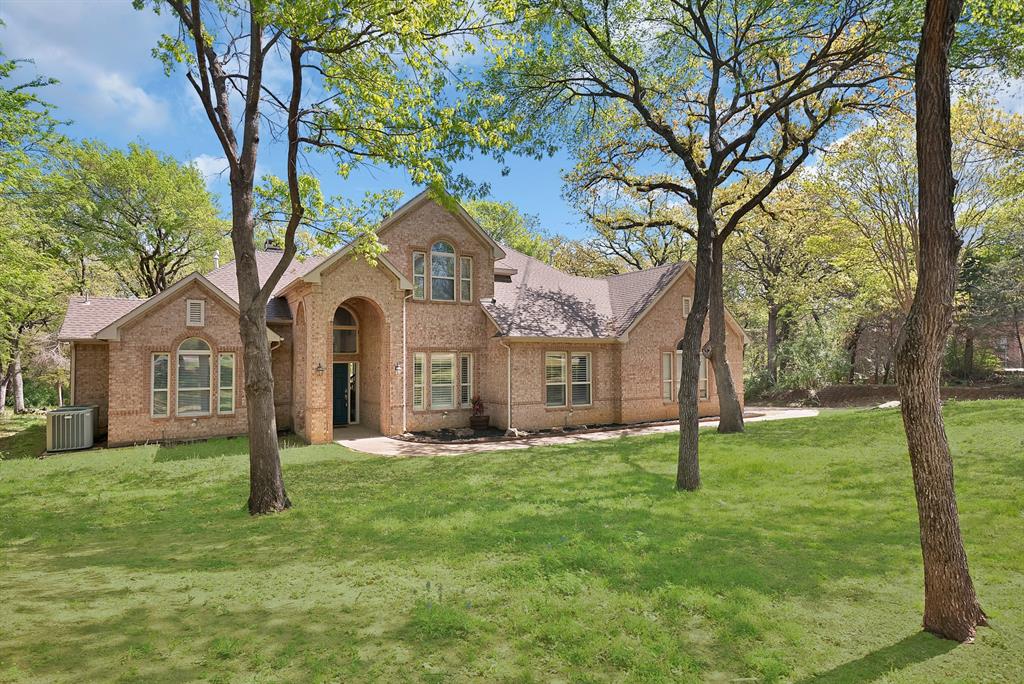 Emerald Sound At Lake Lewisvil - Residential