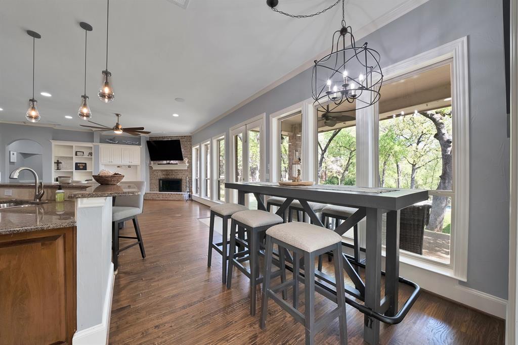 Emerald Sound At Lake Lewisvil - Residential