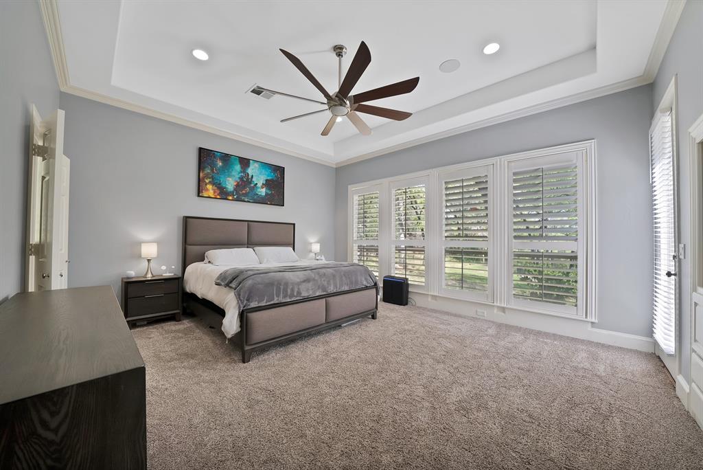 Emerald Sound At Lake Lewisvil - Residential