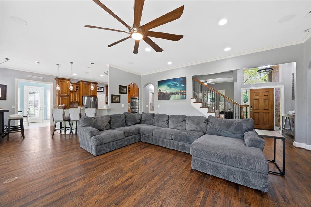 621 Diamond Point Drive