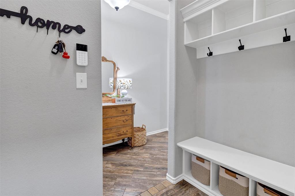 3103 White Horse Court