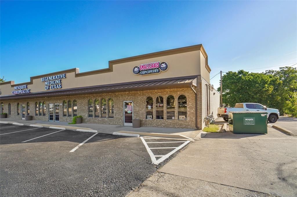Photo of 1418 N Galloway Avenue, Mesquite, TX 75149 (MLS # 21018212)