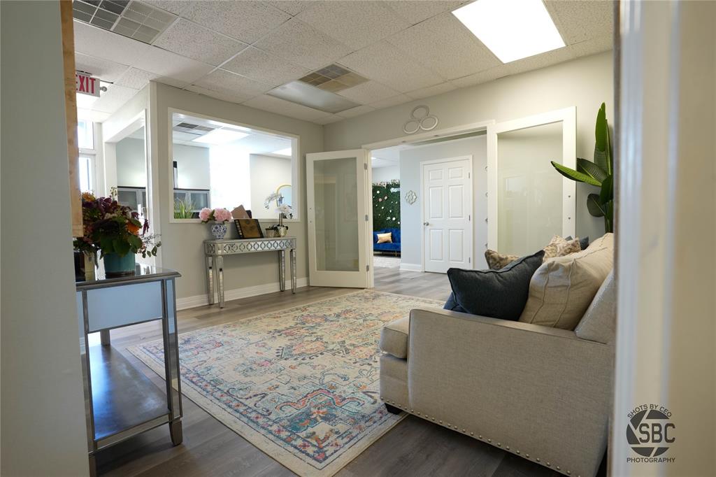 Colonial Hill Sub - Commercial Sale