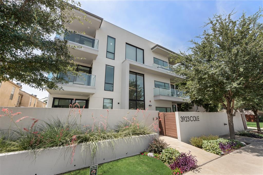 3923 Cole Avenue 301