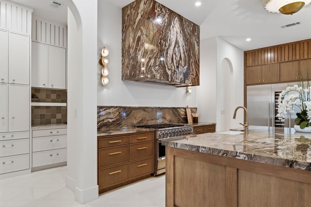 Netherlands Estates - Residential