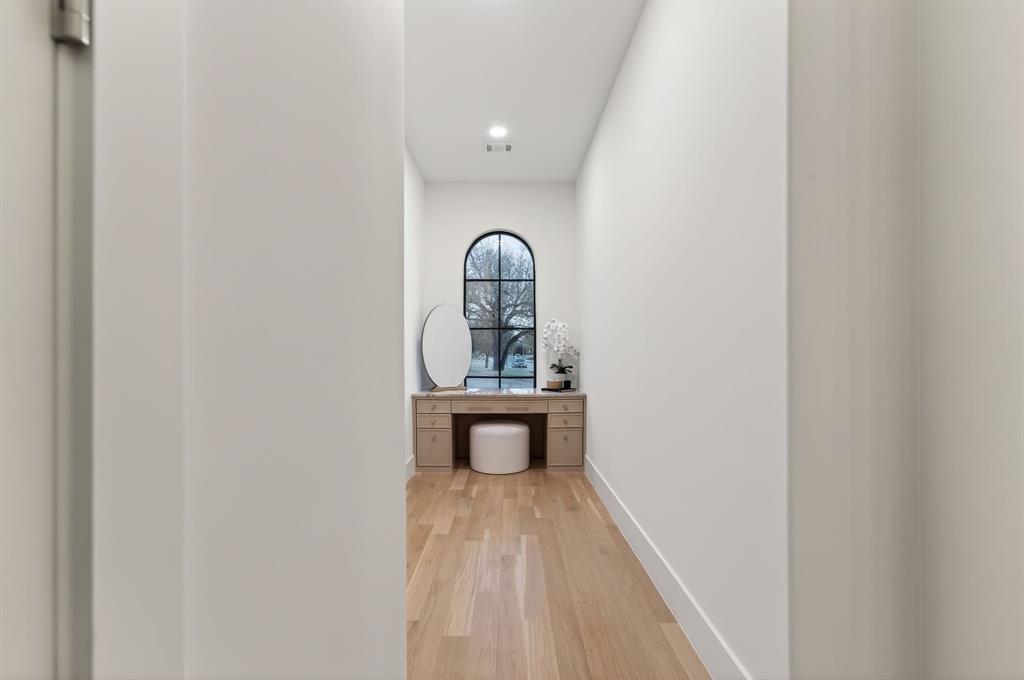 Netherlands Estates - Residential