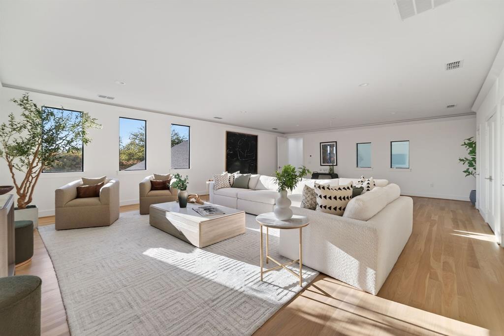 Netherlands Estates - Residential