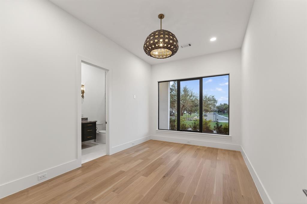 Netherlands Estates - Residential