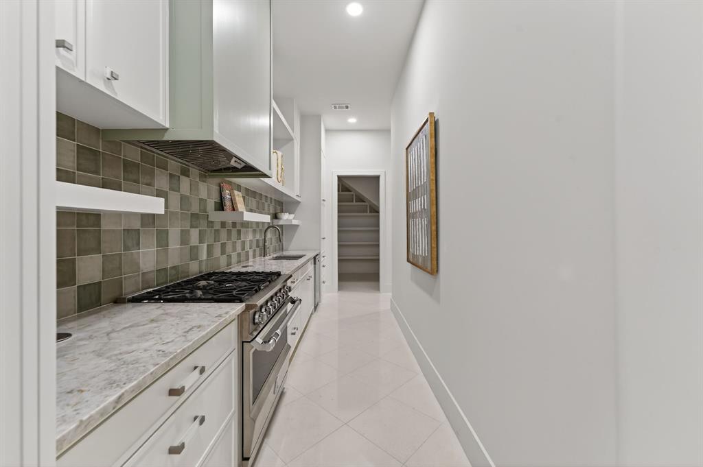 Netherlands Estates - Residential