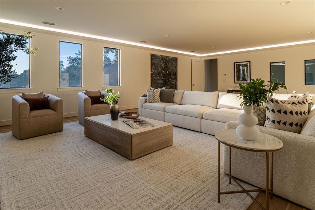 Netherlands Estates - Residential