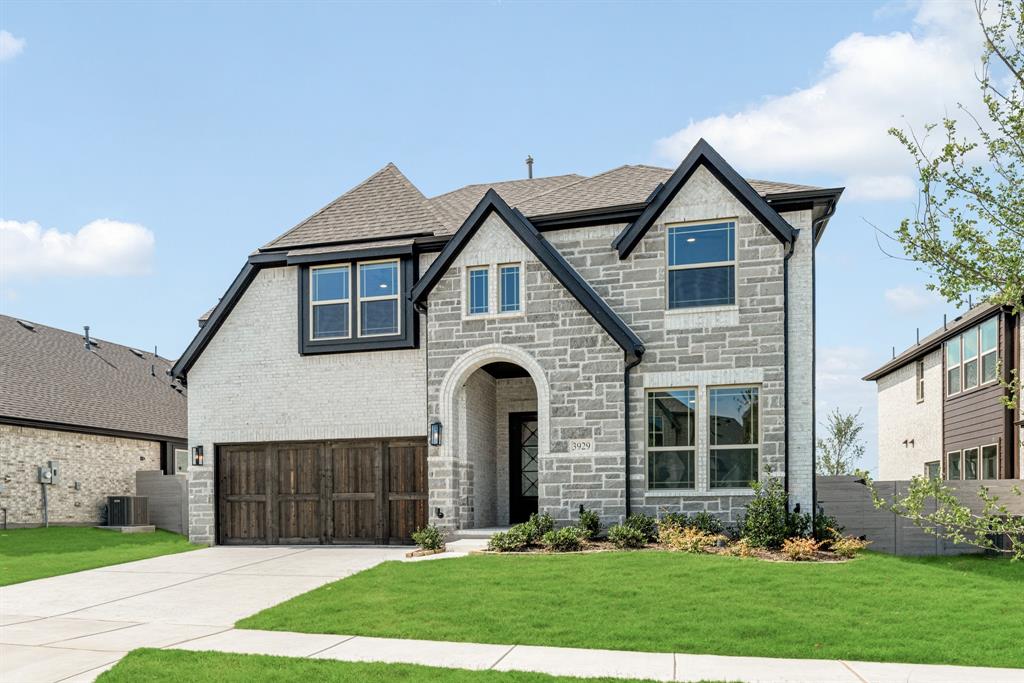 3929 Clingsman Way