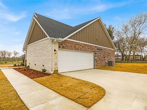 A home in Leonard