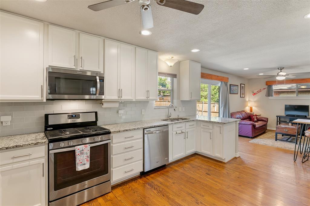 Claremont 05 Inst - Residential Lease