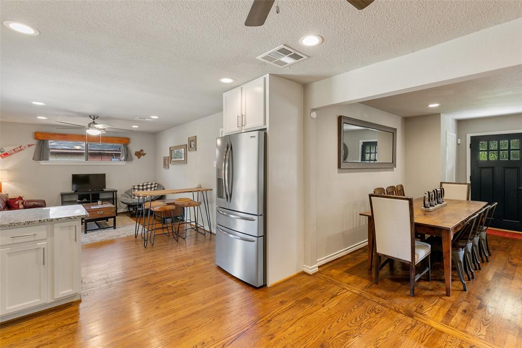 Claremont 05 Inst - Residential Lease