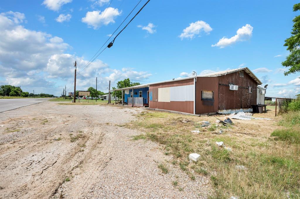 3416 S 281 Highway