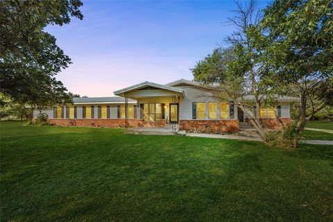12145 Tree Lake Drive Waco TX 76708