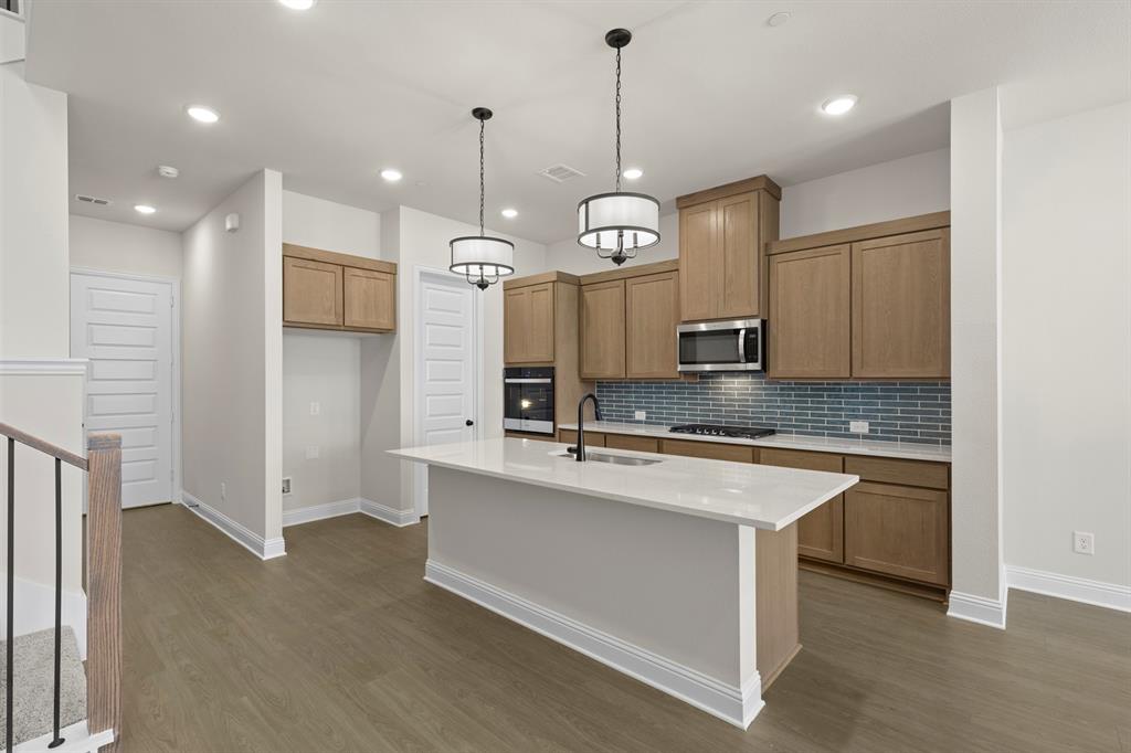 Ridgeline Towns - Residential