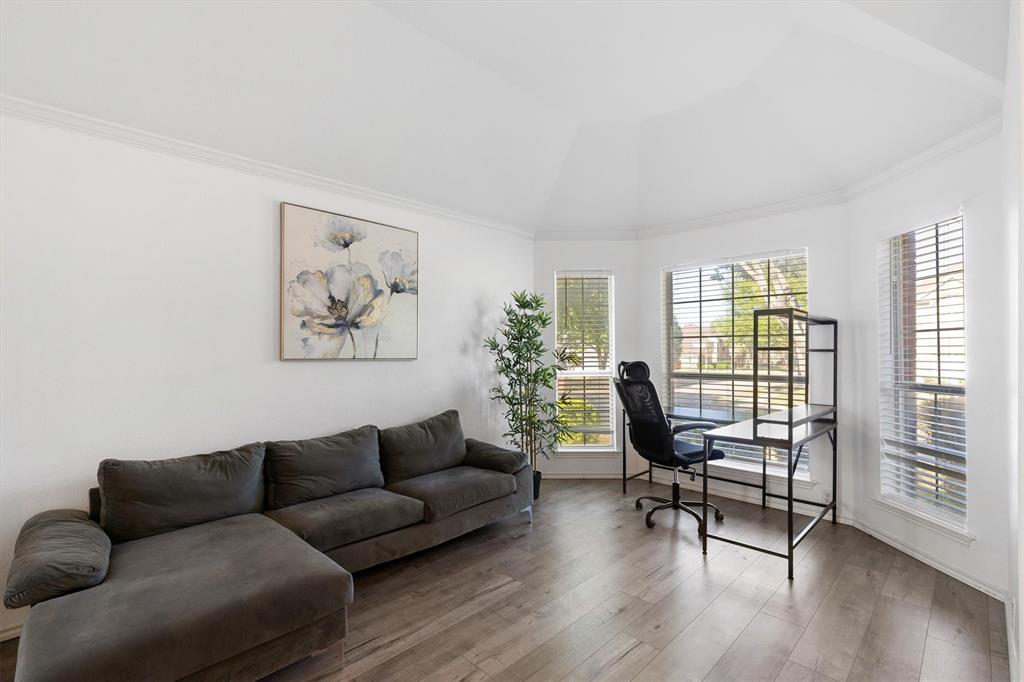 7200 Beechmont Court