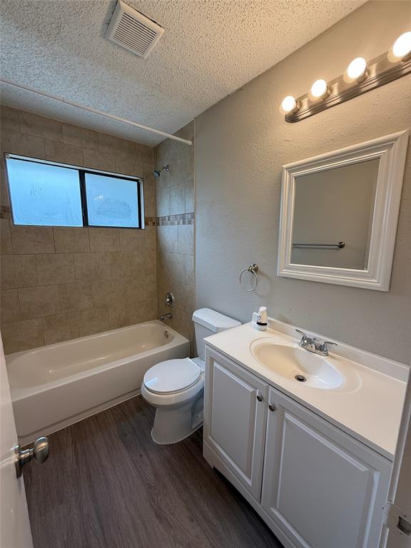 Hillside Oaks Ph 01 - Residential Lease