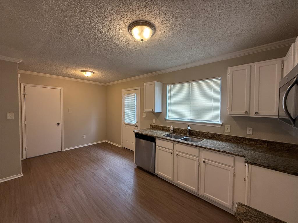 Hillside Oaks Ph 01 - Residential Lease