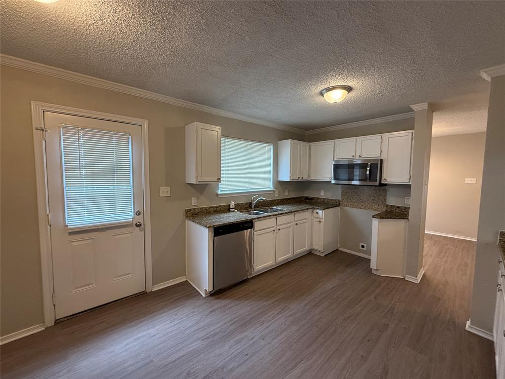 Hillside Oaks Ph 01 - Residential Lease