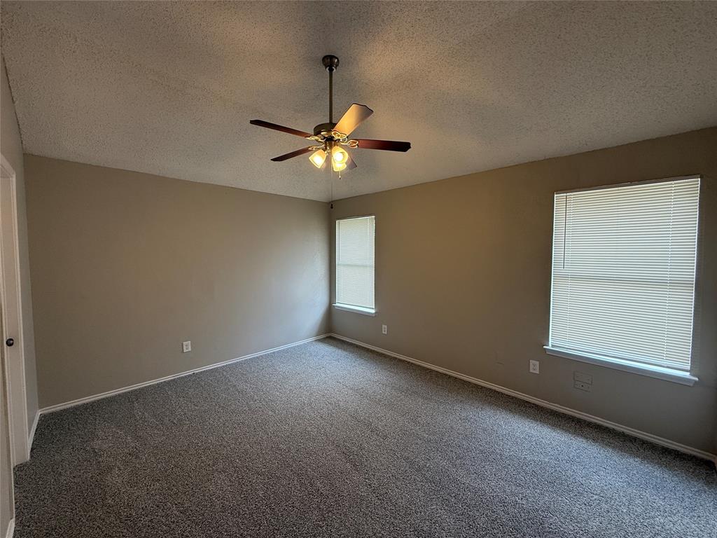 Hillside Oaks Ph 01 - Residential Lease