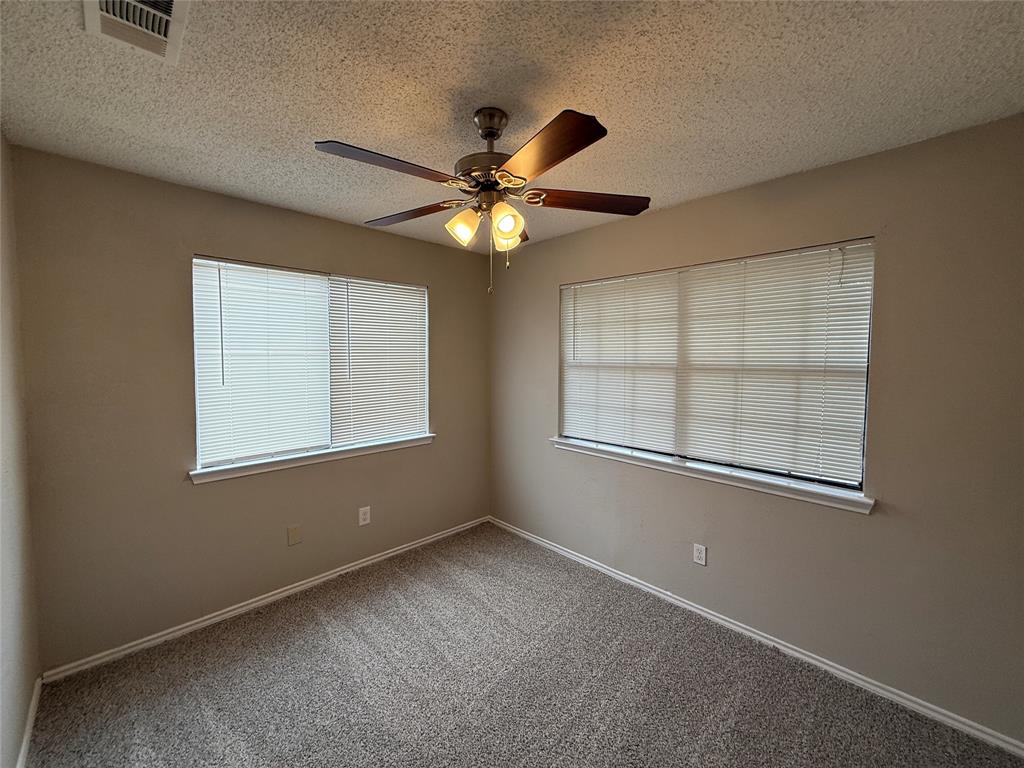 Hillside Oaks Ph 01 - Residential Lease