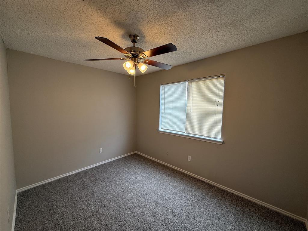 Hillside Oaks Ph 01 - Residential Lease