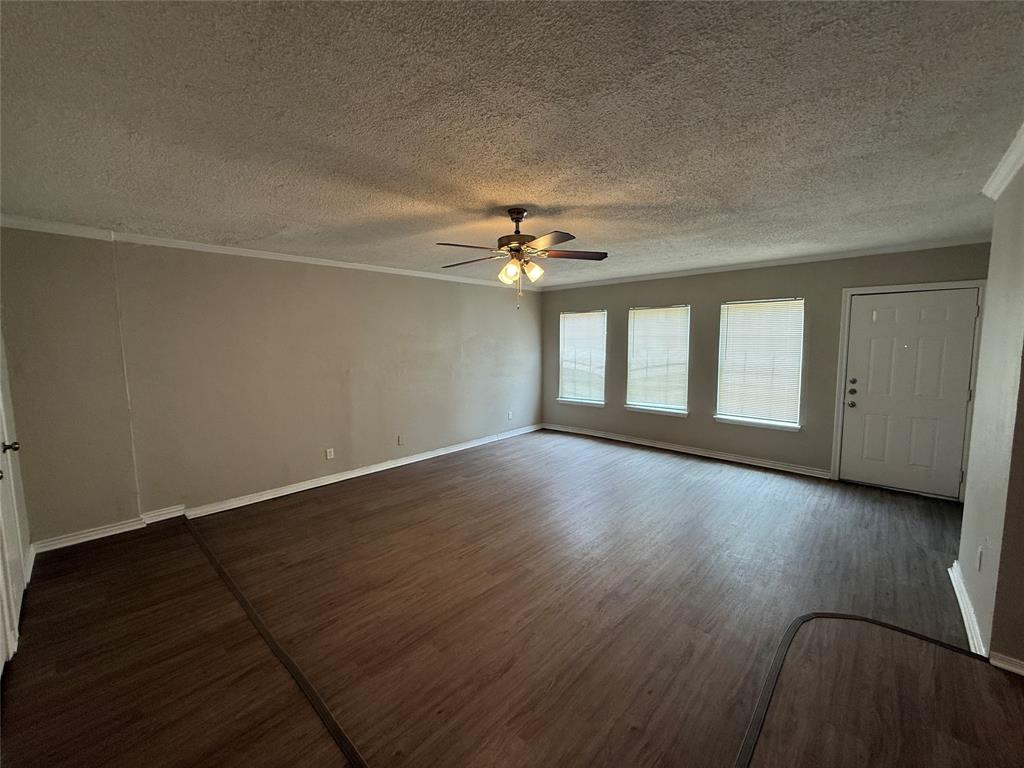 Hillside Oaks Ph 01 - Residential Lease