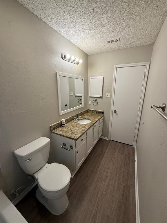 Hillside Oaks Ph 01 - Residential Lease