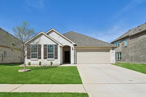 1521 Quentin Drive Aubrey TX 76227