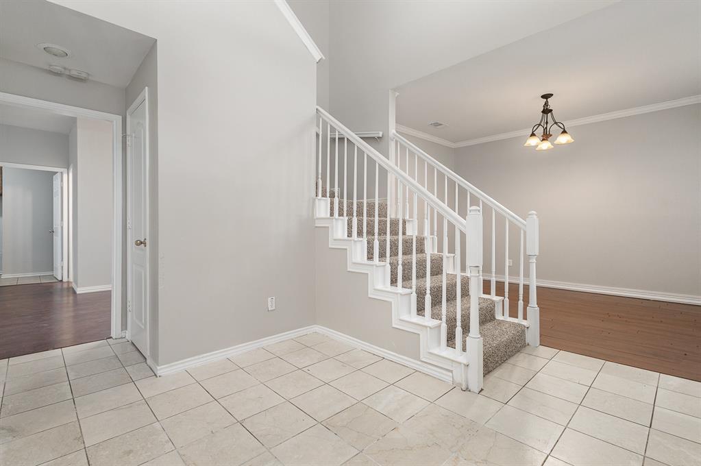 5400 Belle Chasse Lane