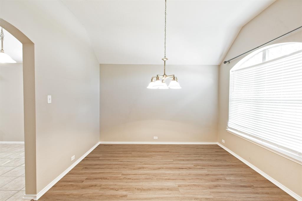 1129 Acacia Drive