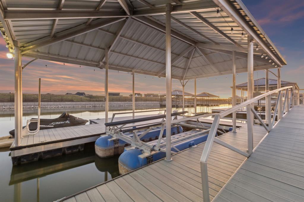 Resort On Eagle Mountain Lake - Residential