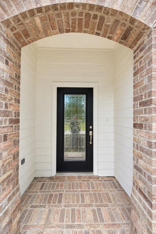 5116 Grove Cove Drive