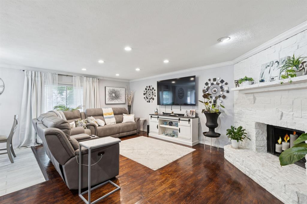 153 W Way Drive
