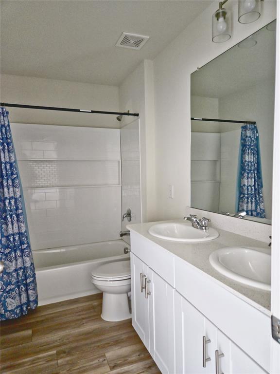 Lake Meadow Ph 1 - Residential Lease