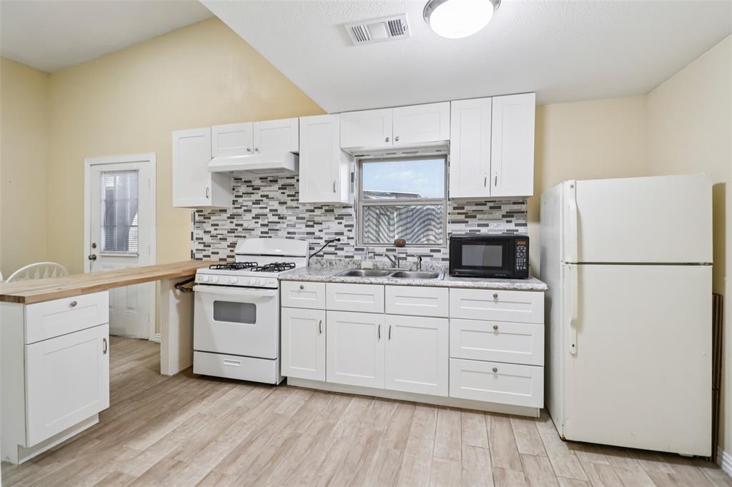 A Slayback - Residential